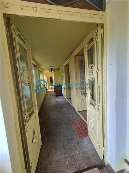 Casă individuală cu 6 camere cu Canalizare în Gheorghe Doja