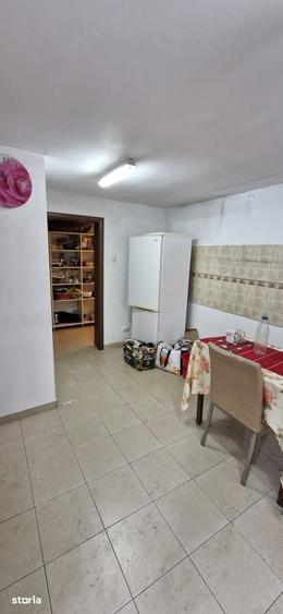 Casă cu 4 camere cu Teren 243 Mp în Rahova