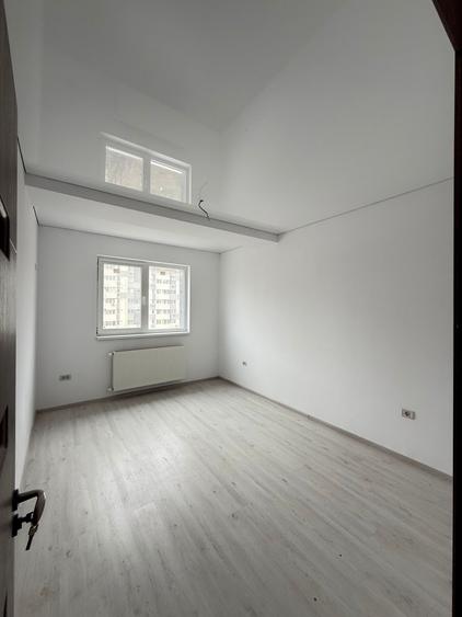 Apartament cu 3 camere decomandat în Militari