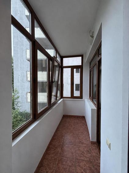 Apartament cu 3 camere în Obor