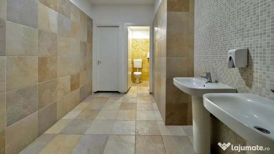 Spațiu comercial, de 32 mp, în Central