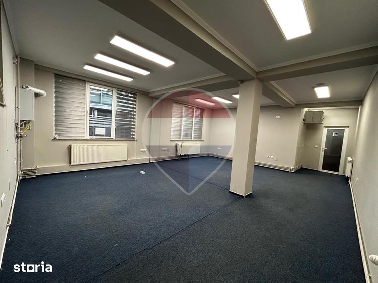 Spațiu comercial, de 40 mp, în Central