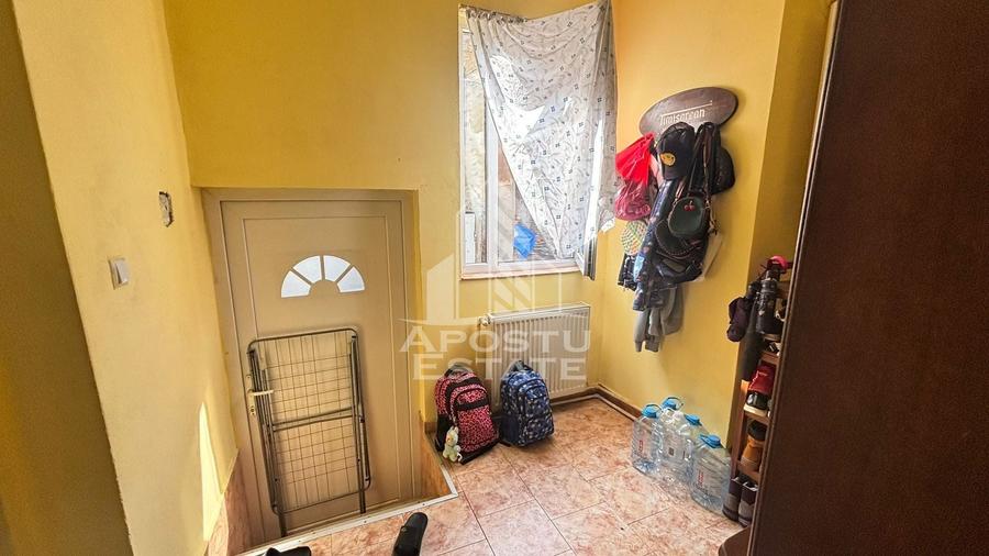 Apartament cu 2 camere de vanzare la curte comuna,Iosefin,Timisoara - 4