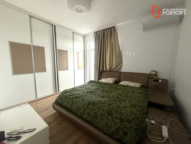 Apartament cu 3 camere decomandat, mobilat în Girocului