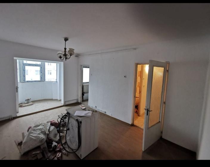 Garsonieră decomandată în Micro 1