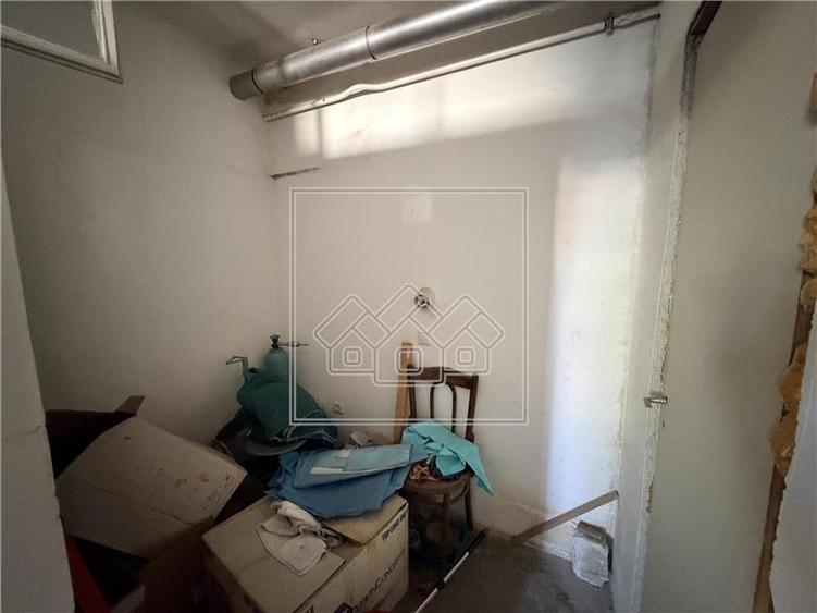 Spațiu comercial, de 55 mp, în Central