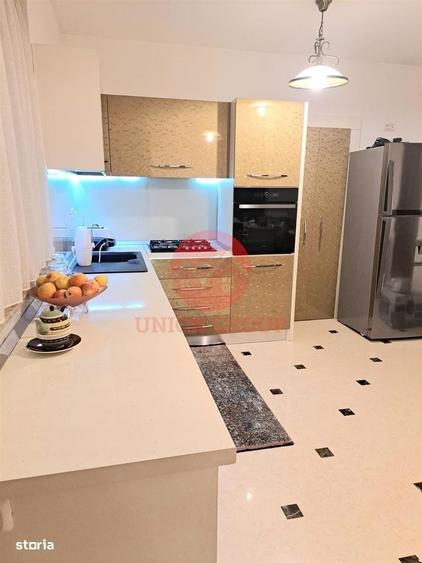 Casă cu 4 camere cu Teren 394 Mp în Central