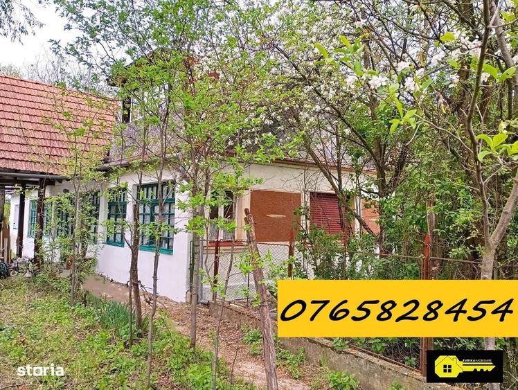 Casă cu 3 camere în Uileacu de Munte