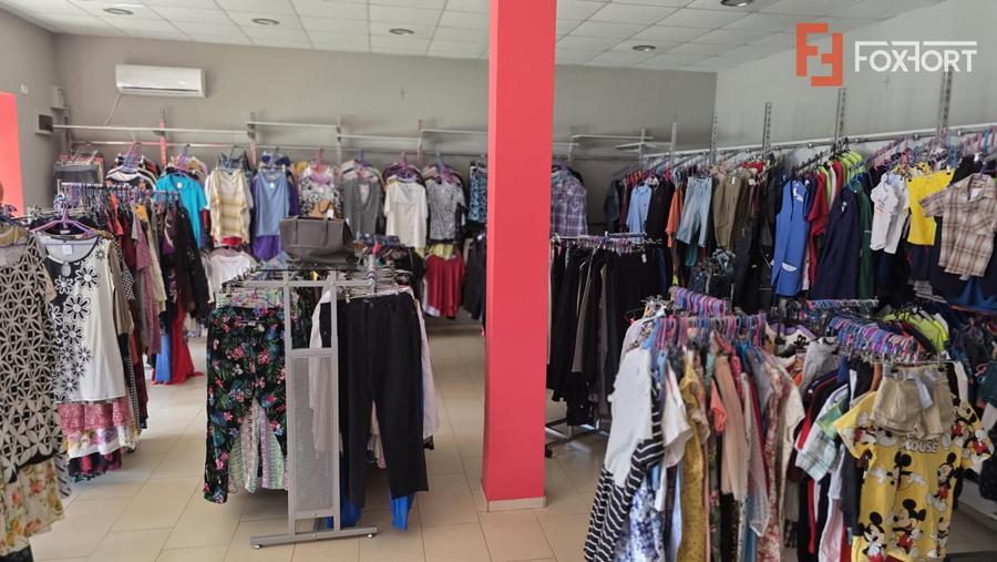 Casă individuală cu 4 camere cu Canalizare în Gătaia