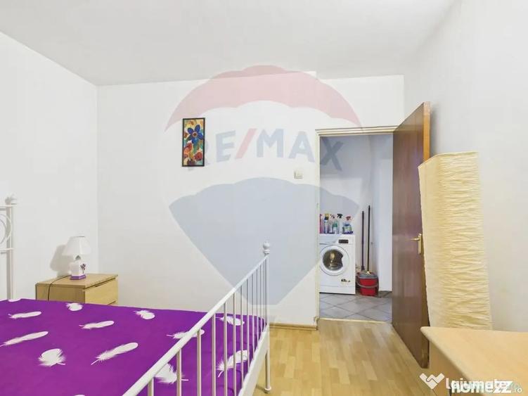 Apartament cu 3 camere decomandat în Colentina