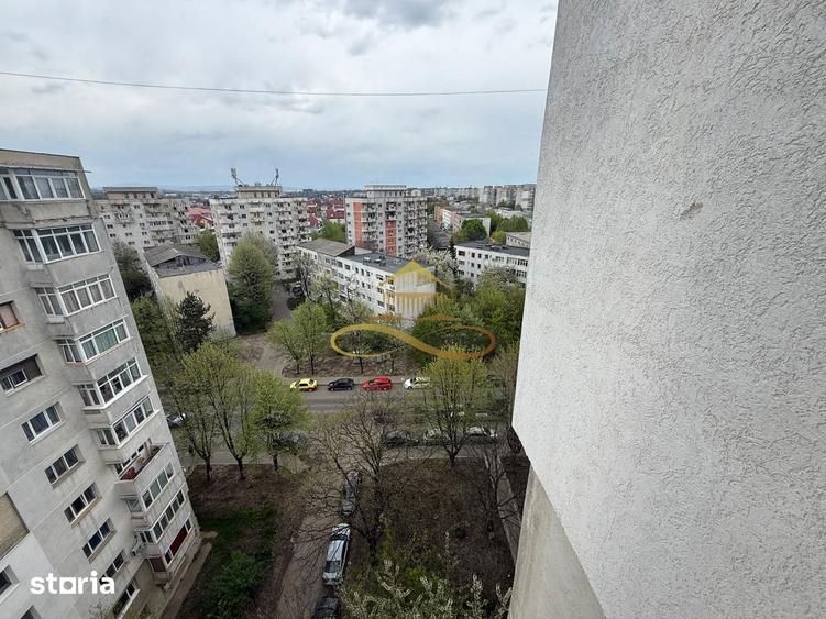 Apartament cu 3 camere decomandat, mobilat în Republicii