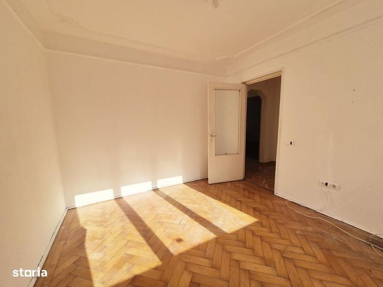Apartament cu 3 camere în Central