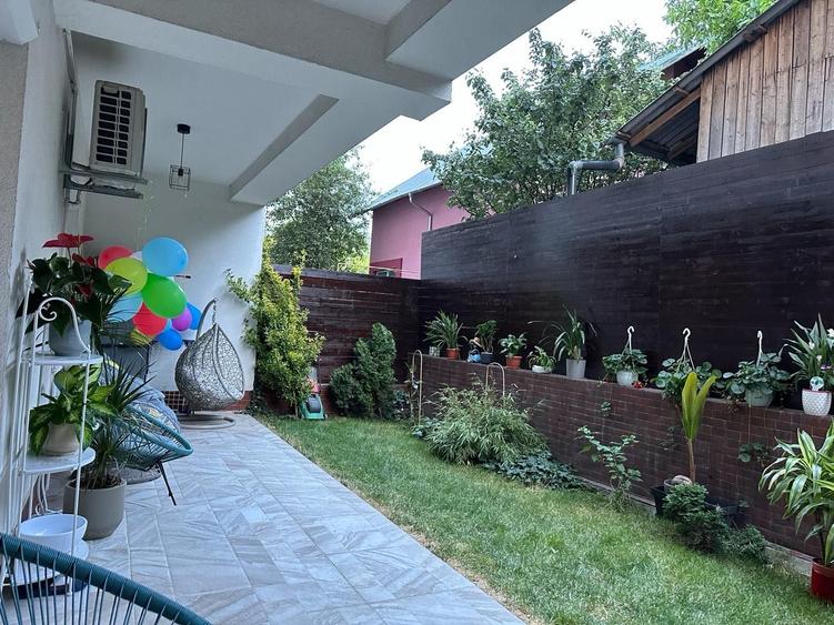 Apartament cu 4 camere decomandat în Central