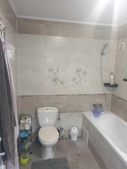 Apartament cu 2 camere decomandat în Exterior Vest