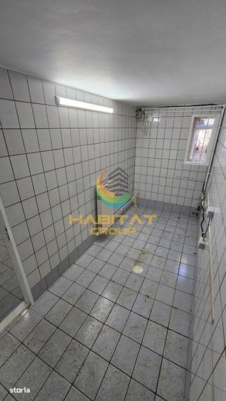 Spațiu comercial, de 200 mp, în Central