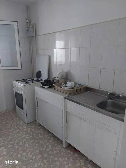 Apartament cu 3 camere în Rahova