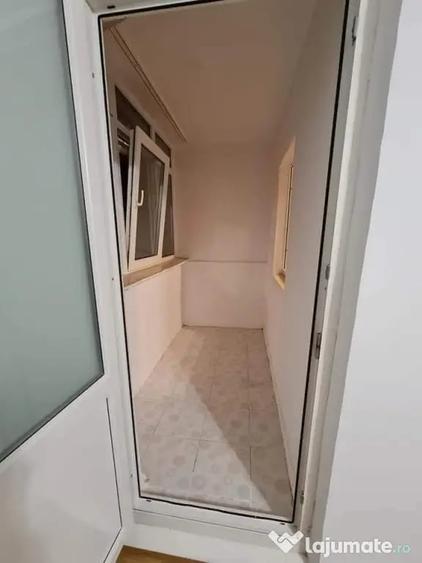 Apartament cu 2 camere decomandat în Crângași
