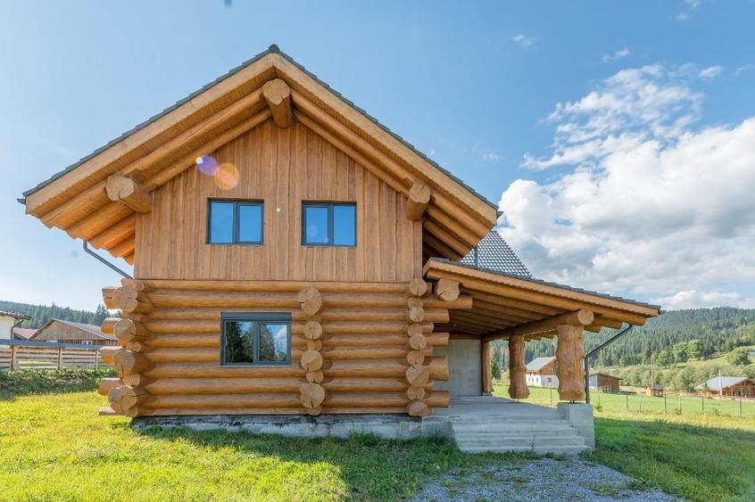 Casă individuală cu 4 camere cu Canalizare în Coșna