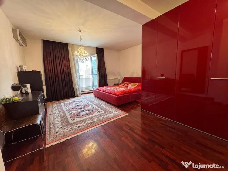Apartament cu 3 camere decomandat în Nordului