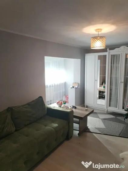 Apartament cu 2 camere decomandat în Burdujeni