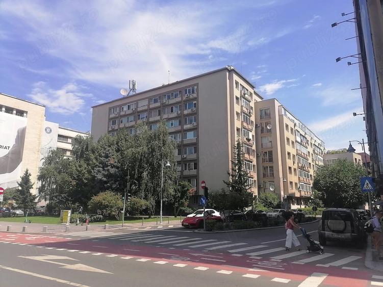 Apartament cu 2 camere semidecomandat în Calea Victoriei
