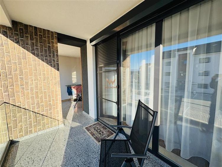 Apartament cu 3 camere semidecomandat în Exterior Vest