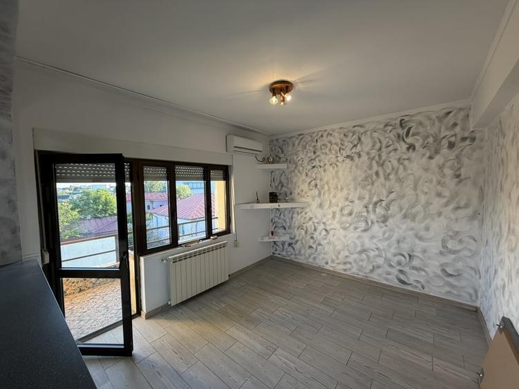 Casă cu 5 camere cu Teren 250 Mp în Ferentari