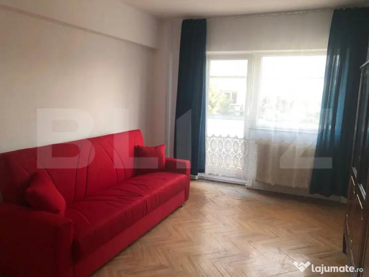Apartament cu 2 camere decomandat în Micro 17