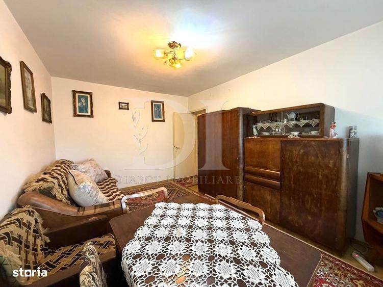 Apartament cu 4 camere decomandat în Grigorescu