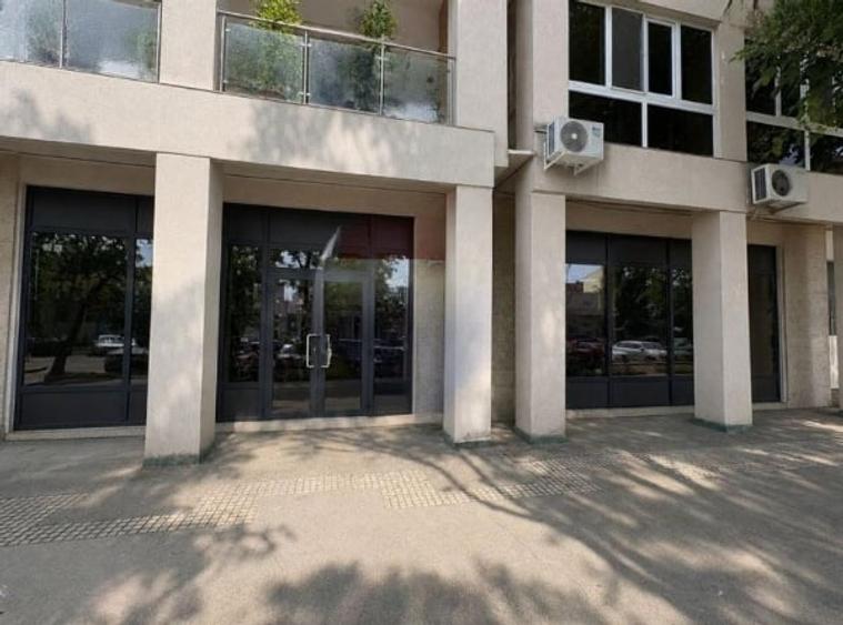 Spațiu comercial, de 137 mp, în Faleza Nord
