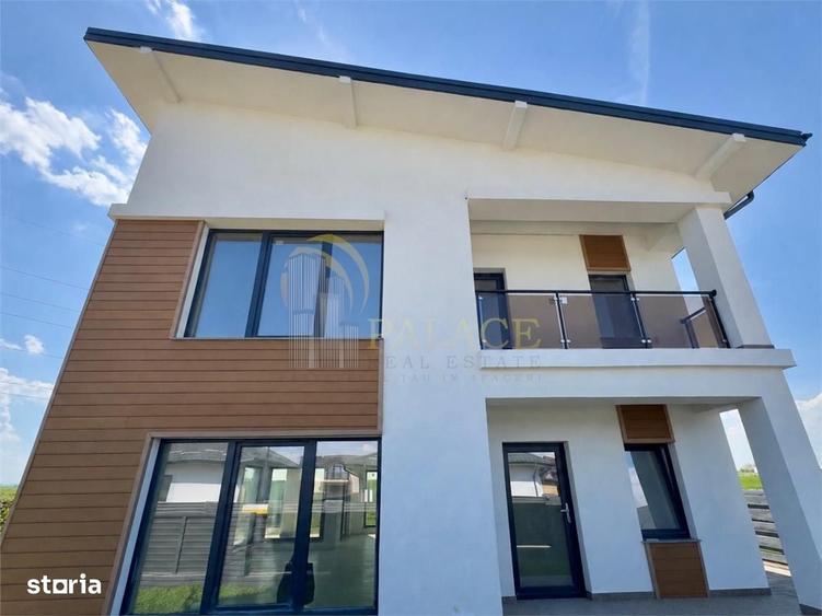 Casă cu 4 camere decomandat în Miroslava