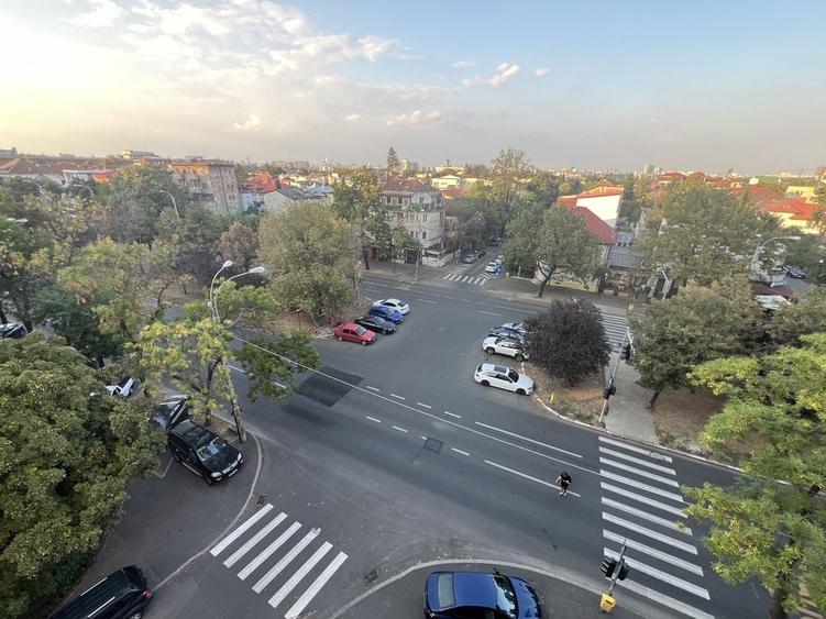 Apartament cu 2 camere decomandat în Panduri