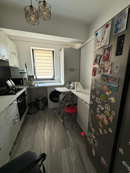 Apartament 2 camere decomandat/mobilat+utilat/etaj 2/3 - 1