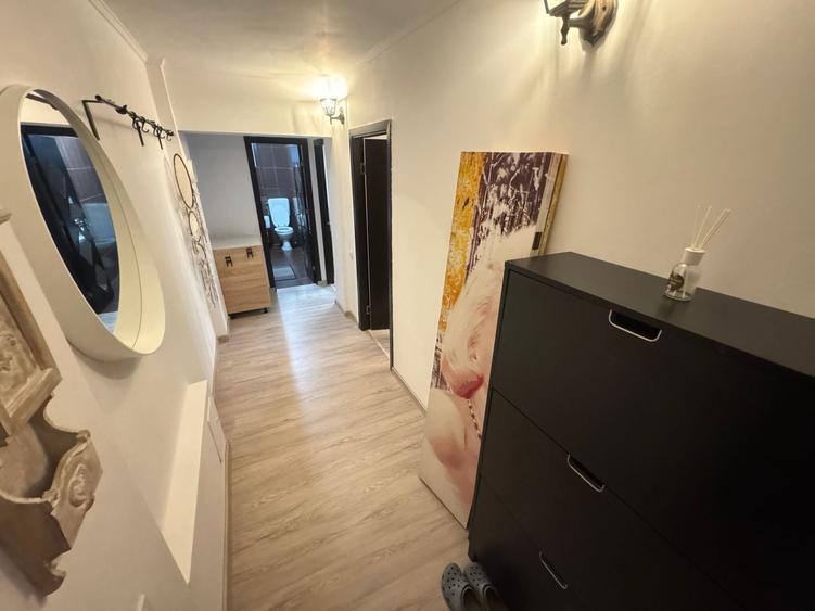 Apartament cu 2 camere decomandat, mobilat în Energia