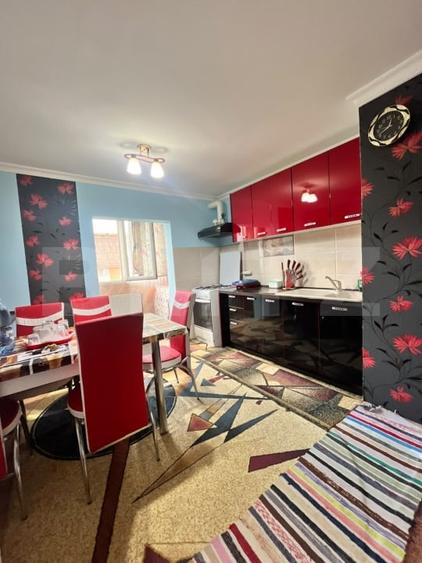 Apartament cu 2 camere decomandat, mobilat în Central