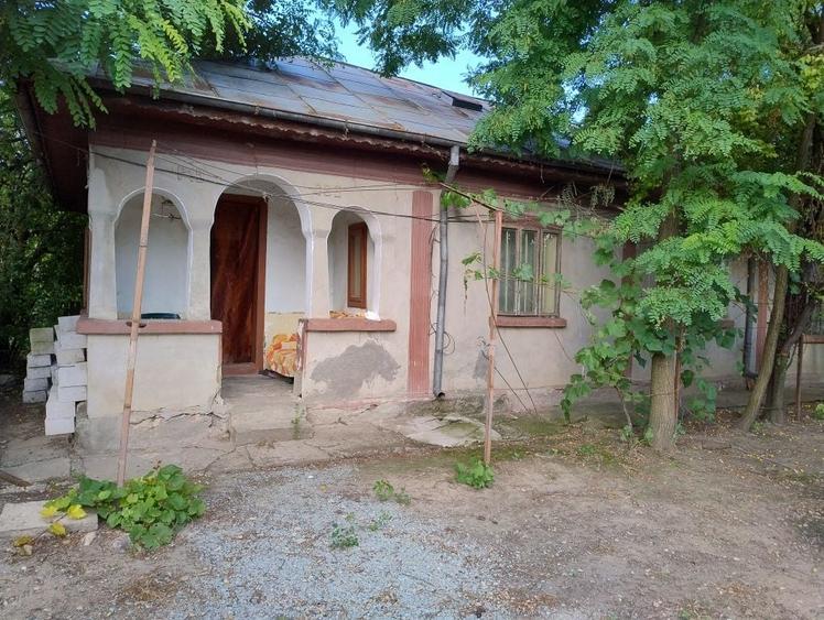 Casă cu 3 camere în Grădiștea