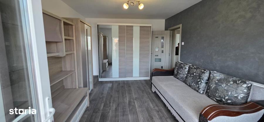 Apartament cu 2 camere semidecomandat în Mioriței