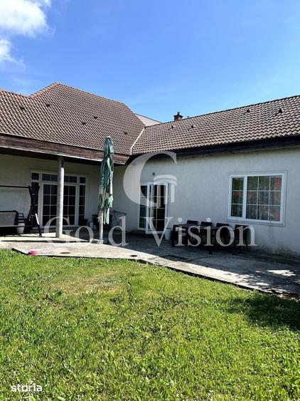 Casă cu 4 camere cu Teren 800 Mp în Dâmbu Pietros