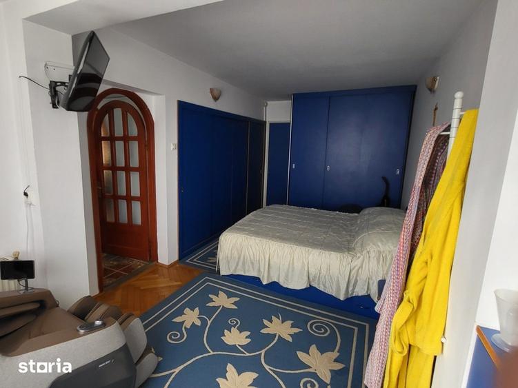 Apartament cu 3 camere decomandat în Centrul Civic