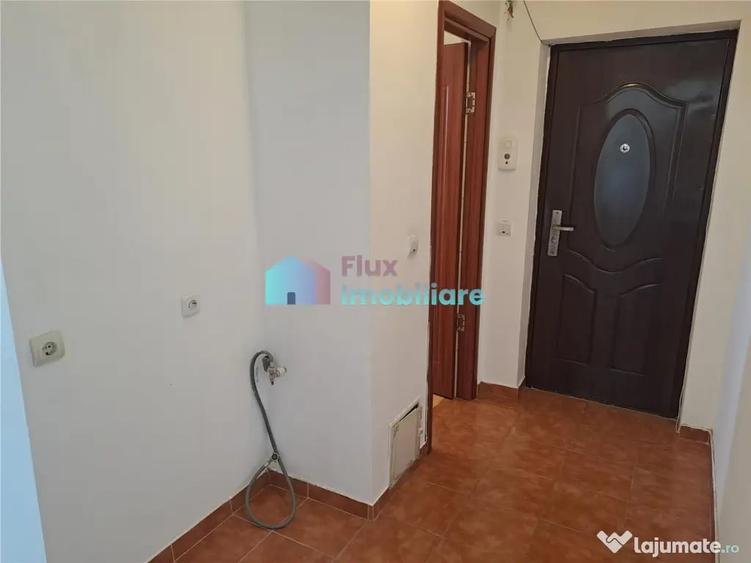 Apartament cu 2 camere nedecomandat în George Enescu