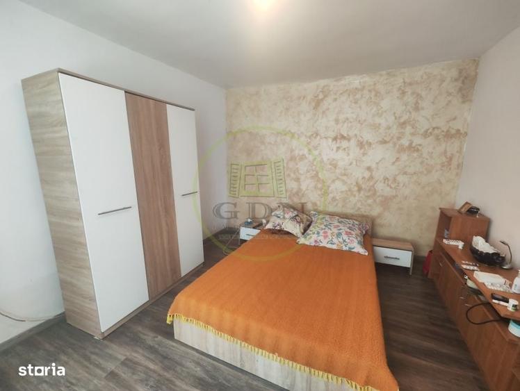Casă cu 3 camere în Central