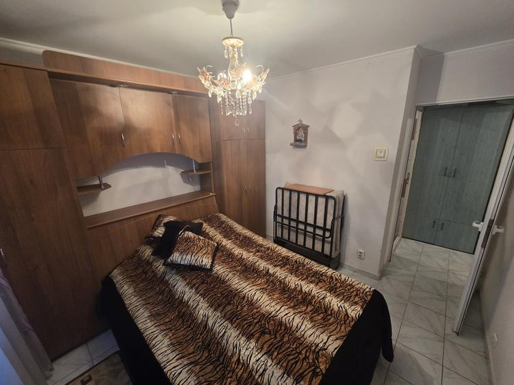 Apartament cu 2 camere decomandat, mobilat în Podu Roș