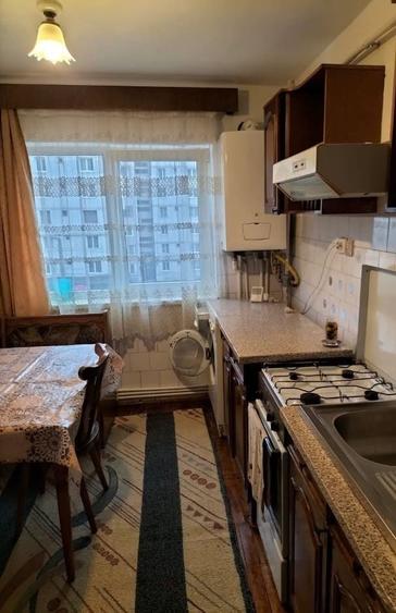 Apartament cu 2 camere decomandat în Șcheia