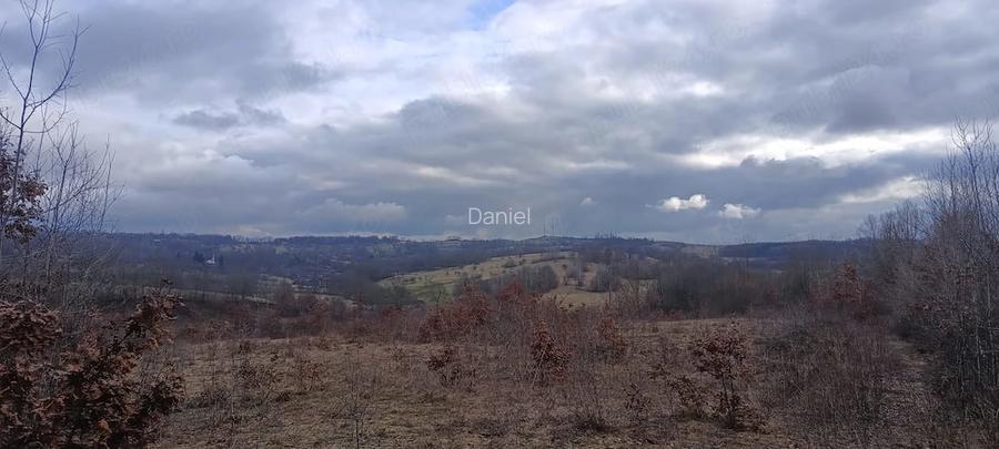Vand teren pentru cabana 0.89 mp