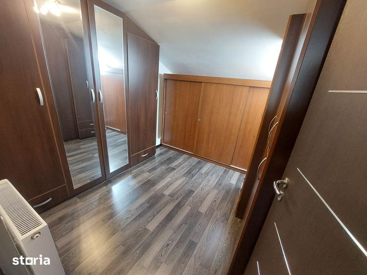 Casă cu 5 camere cu Teren 743 Mp în Central