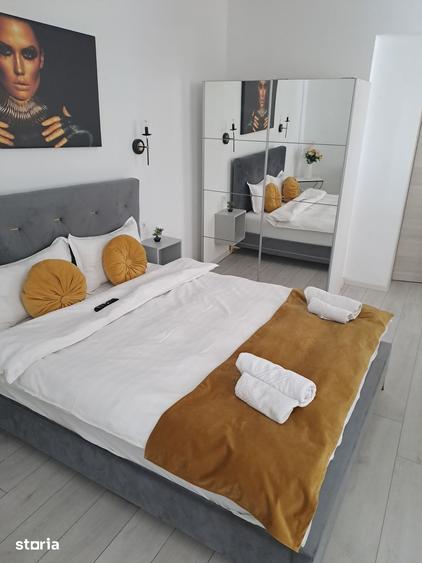 Apartament cu 2 camere semidecomandat în Centrul Istoric
