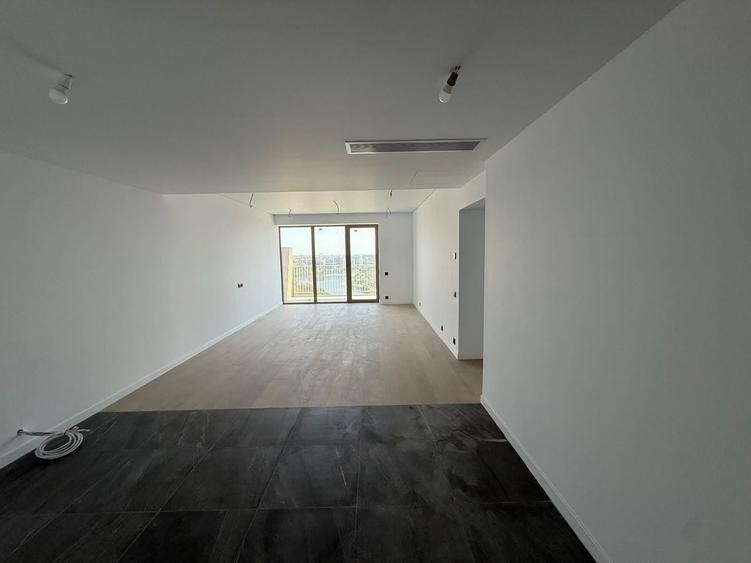 Apartament cu 2 Camere - Vedere Superba Spre Lac - One High District - 3