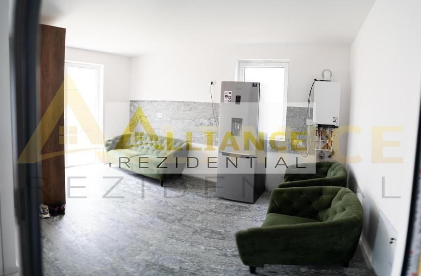 Casă individuală cu 5 camere decomandat cu Canalizare în Central