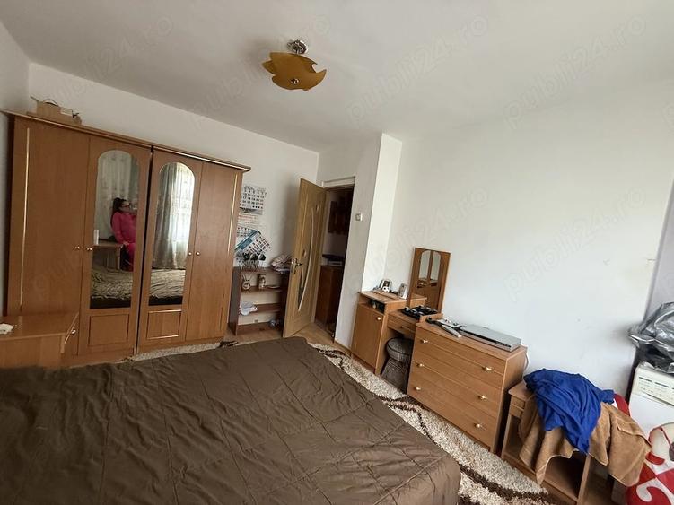 Apartament cu 2 camere decomandat în Exterior Vest