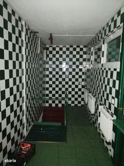 Spațiu comercial, de 330 mp, în Rosetti